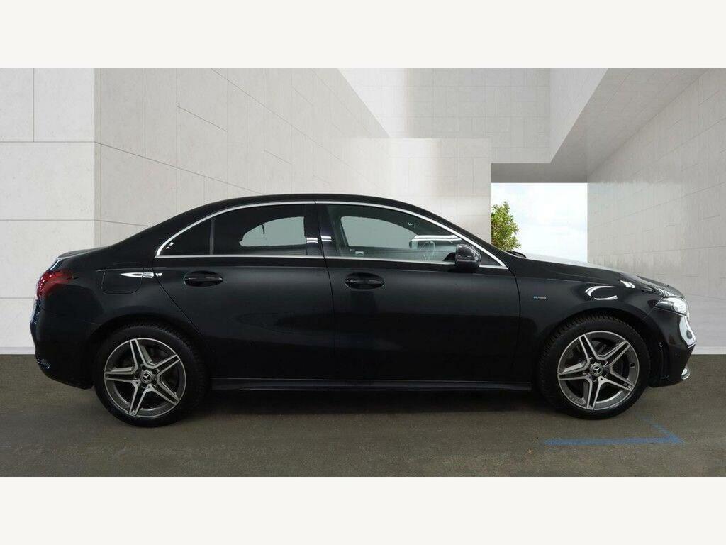 Mercedes-Benz A Class 1.3 A250e 15.6Kwh Amg Line 8G-dct Euro 6 Ss Black #4