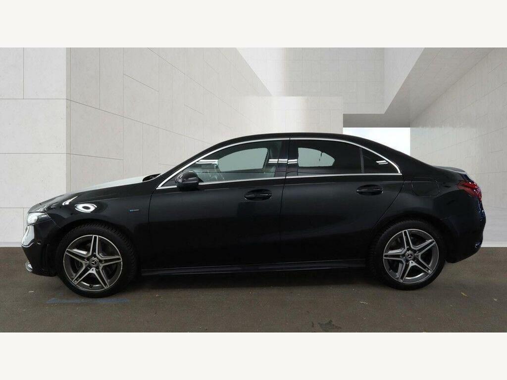 Mercedes-Benz A Class 1.3 A250e 15.6Kwh Amg Line 8G-dct Euro 6 Ss Black #3