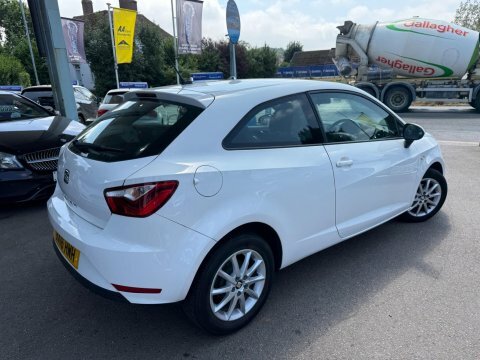 Seat Ibiza 1.0 Se Sport #4