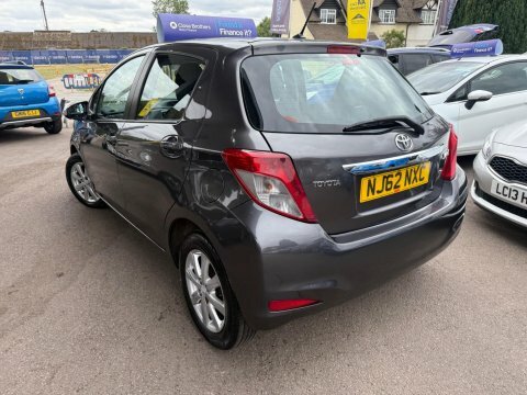 Toyota Yaris 1.33 Dual Vvt-i  #4