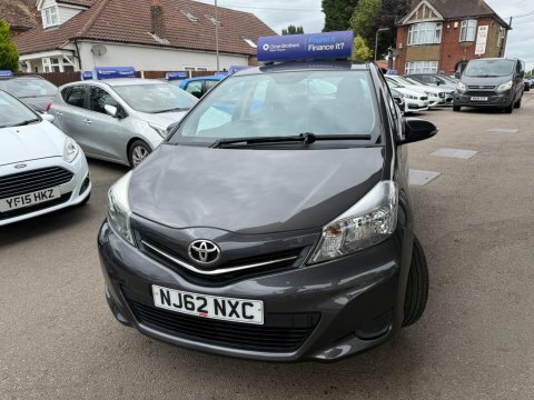 Toyota Yaris 1.33 Dual Vvt-i  #2