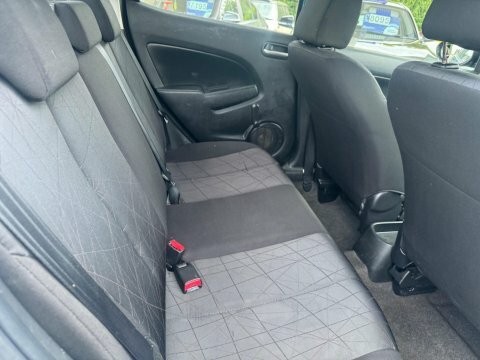 Mazda 2 1.3 Takuya Hatchback Euro 5 84 Red #20