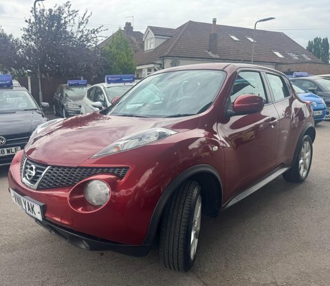 Nissan Juke 1.6 Acenta Premium Pack Red #3