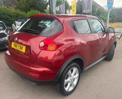 Nissan Juke 1.6 Acenta Premium Pack Red #7