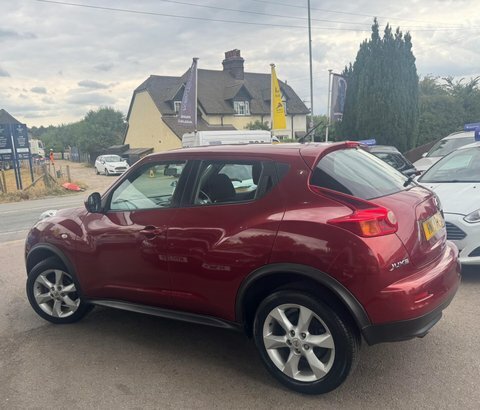 Nissan Juke 1.6 Acenta Premium Pack Red #4