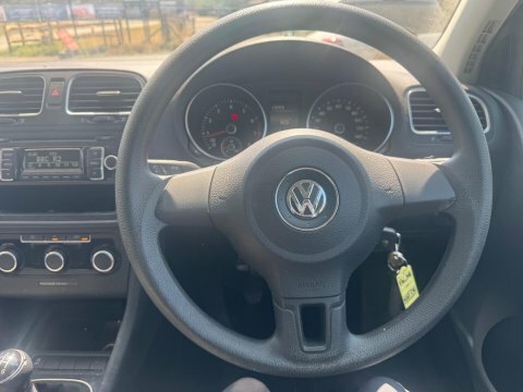Volkswagen Golf 2.0 Se Tdi 138 Bhp White #8