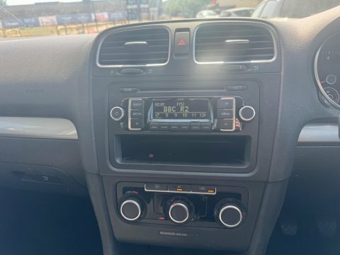 Volkswagen Golf 2.0 Se Tdi 138 Bhp White #9