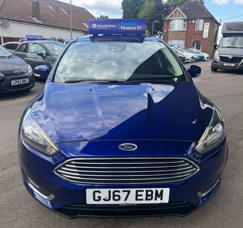 Ford Focus 1.5 Tdci Titanium  #2