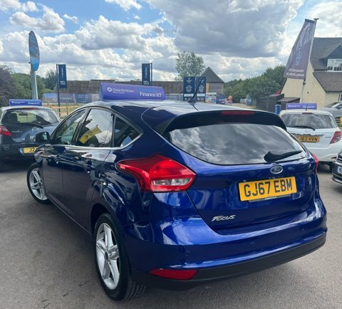 Ford Focus 1.5 Tdci Titanium  #5