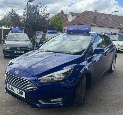 Ford Focus 1.5 Tdci Titanium  #3