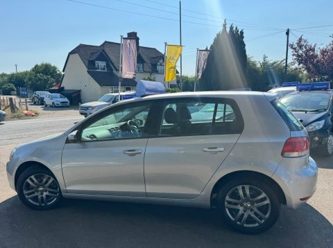 Volkswagen Golf 1.6 Tdi Bluemotion Tech Match Euro 5 Ss White #4