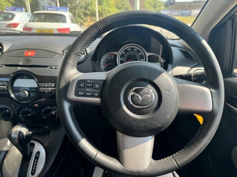 Mazda 2 1.3 Tamura Hatchback Euro 5 84 Black #16