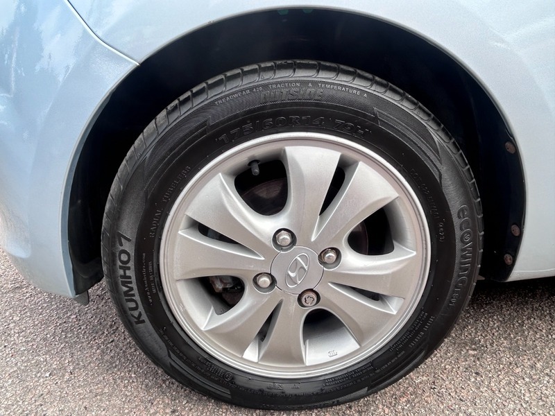 Hyundai I10 Hatchback 1.2 Comfort Euro 4 201160 Grey #29