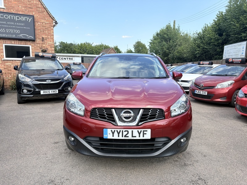 Nissan Qashqai N-tec Is Red #3