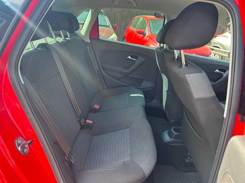 Volkswagen Polo 2013 63 1.4  #11
