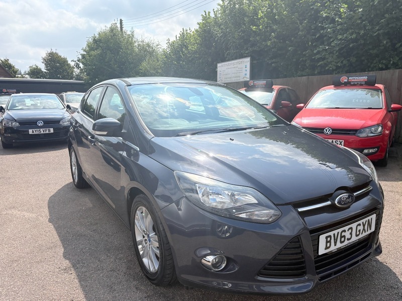 Ford Focus Hatchback 1.6 Zetec Powershift Euro 5 201363 Grey #4