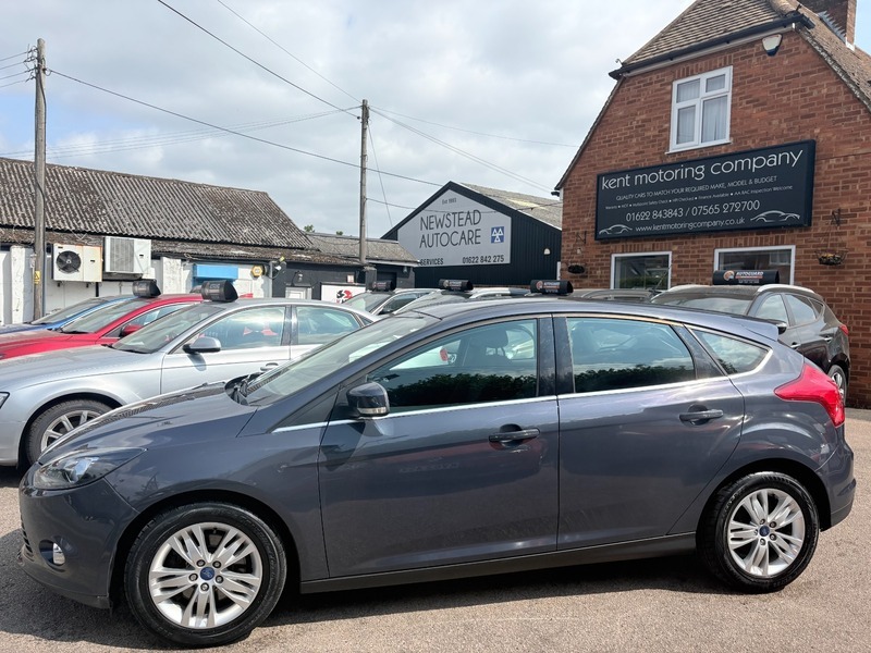 Ford Focus Hatchback 1.6 Zetec Powershift Euro 5 201363 Grey #10