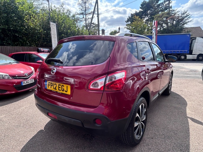 Nissan Qashqai N-tec Plus Red #6