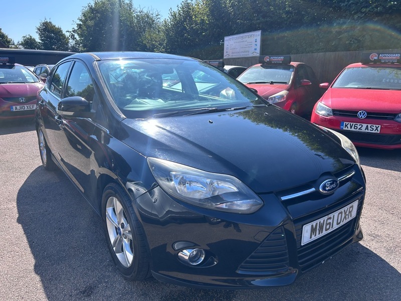 Ford Focus Zetec Black #3
