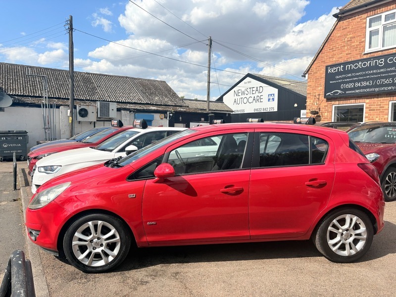 Vauxhall Corsa Sxi 16V 3-Door Black #8