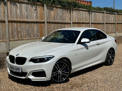 BMW 2 Series 1.5 218I M YB69GPE White #4
