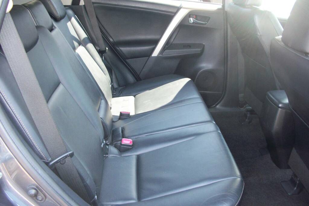 Toyota Rav 4 2.0 D-4d Invincible Grey #4