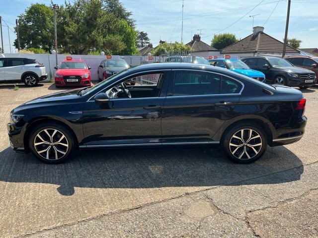 Volkswagen Passat 1.4 Tsi 13Kwh Gte Saloon Plug-in Hybrid RE21XHJ Black #4