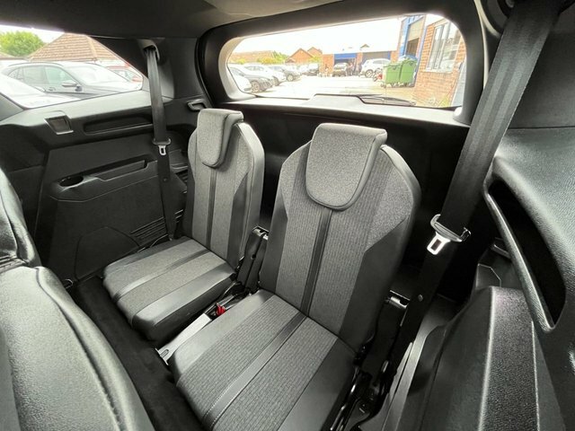 Peugeot 5008 Puretech Ss Gt Line Premium Grey #34