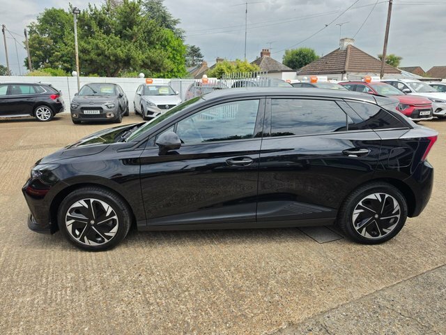 MG MG4 64Kwh Trophy Long Range Hatchback Aut Black #4