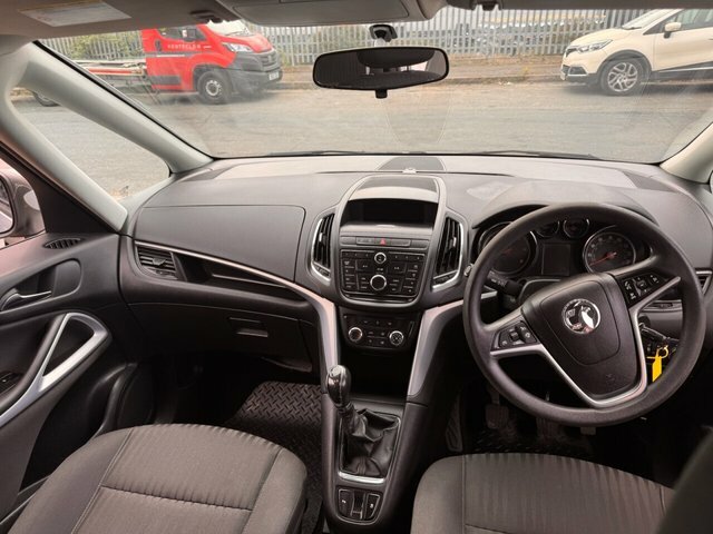 Vauxhall Zafira Tourer Cdti Exclusiv Mpv Silver #6