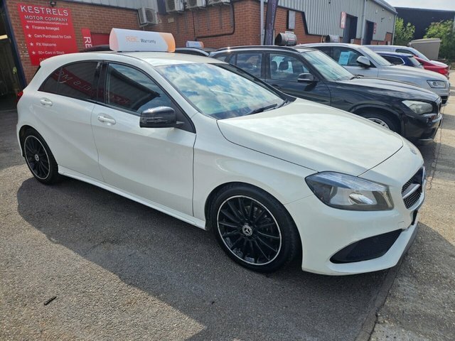 Mercedes-Benz A Class A160 Amg Line Hatchback White #2
