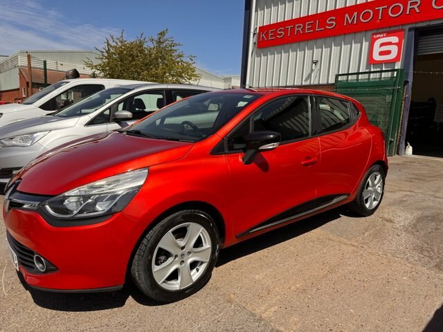 Renault Clio 16V Dynamique Medianav Hatchback Red #6