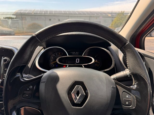 Renault Clio 2014 1.2 16V Dynamique Medianav Hatchback Petr White #26