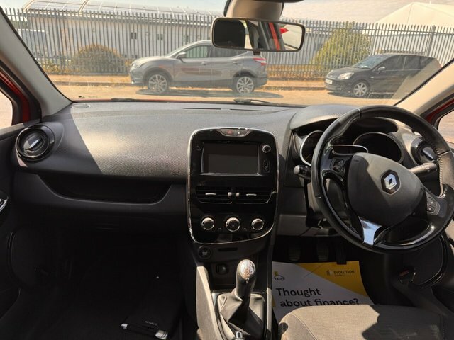 Renault Clio 2014 1.2 16V Dynamique Medianav Hatchback Petr White #23