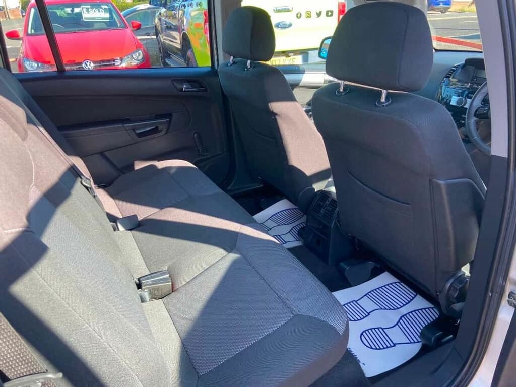 Vauxhall Zafira 2.0 Cdti Ecoflex Tech Line Red #8