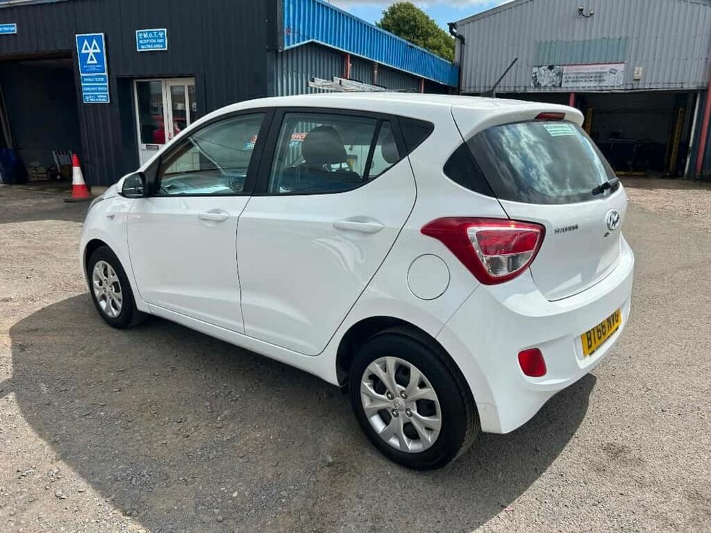 Hyundai I10 Se White #4