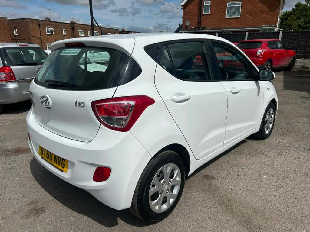 Hyundai I10 Se White #6