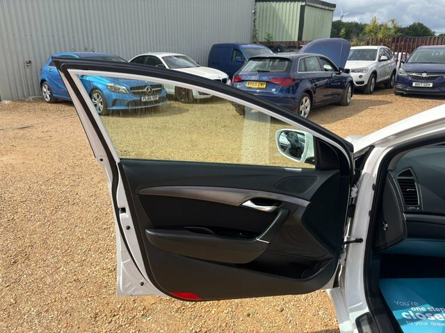 Hyundai I40 1.7L Se Nav Business Silver #46