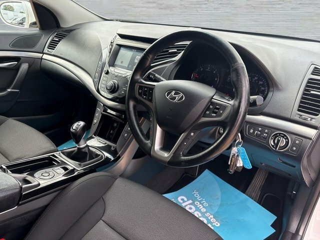 Hyundai I40 1.7L Se Nav Business Silver #13