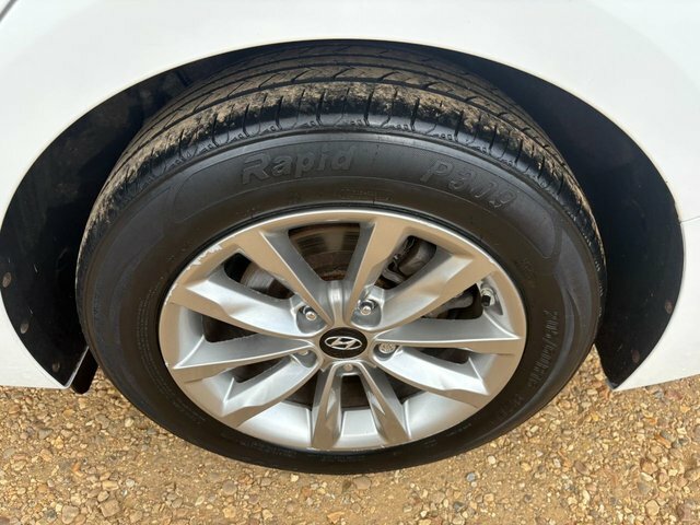 Hyundai I40 1.7L Se Nav Business Silver #49