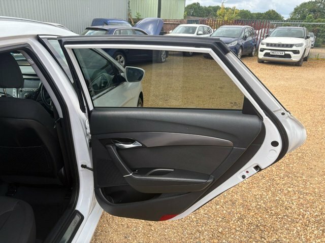Hyundai I40 1.7L Se Nav Business Silver #40