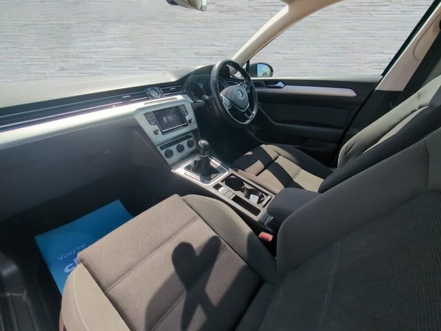 Volkswagen Passat Tdi Bluemotion Tech Se Grey #3