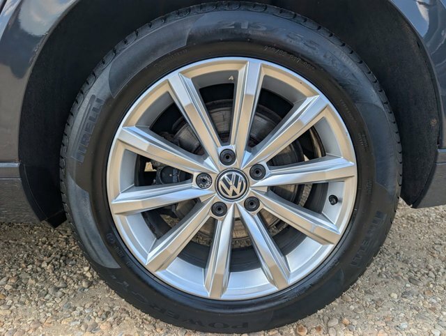 Volkswagen Passat Estate 2.0 Tdi Bluemotion Tech Se Business Dsg Eur Silver #40