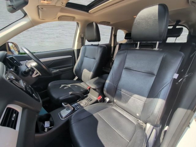 Mitsubishi Outlander 2.0H 12Kwh Gx4h Suv Plug-in Hybrid Cvt Black #37