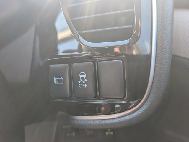 Mitsubishi Outlander 2.0H 12Kwh Gx4h Suv Plug-in Hybrid Cvt Black #21