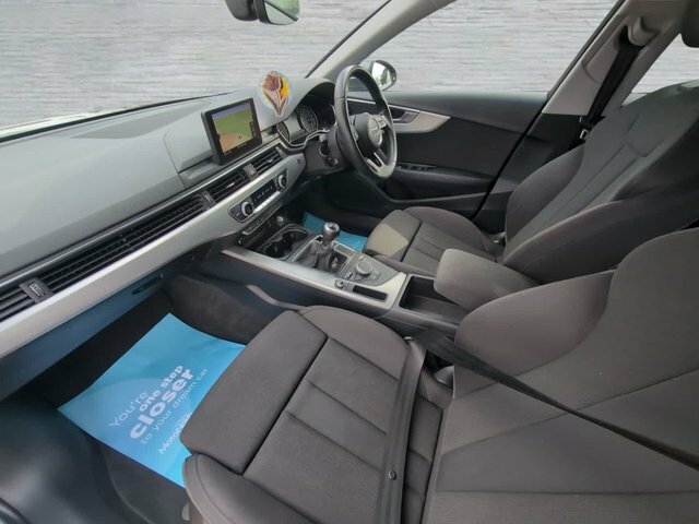 Audi A4 Avant Tdi Ultra Sport Estate PF66VFX Grey #3