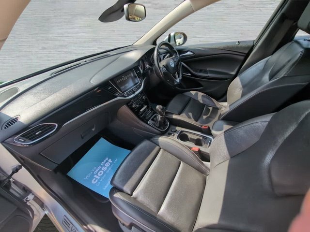 Vauxhall Astra Turbo Elite Nav Hatchback Silver #3