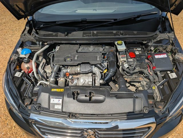 Peugeot 308 Hatchback Red #44
