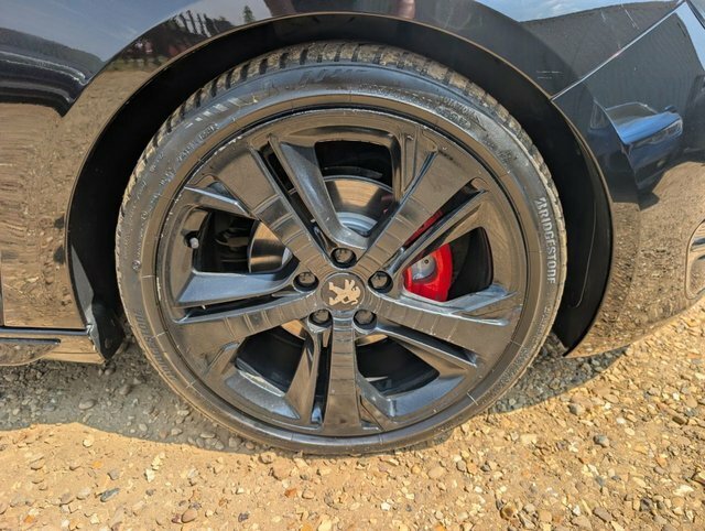 Peugeot 308 Hatchback Red #48