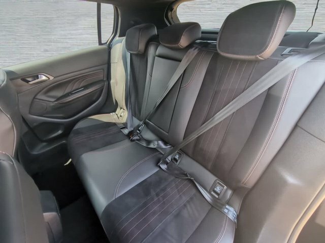 Peugeot 308 Hatchback Red #15